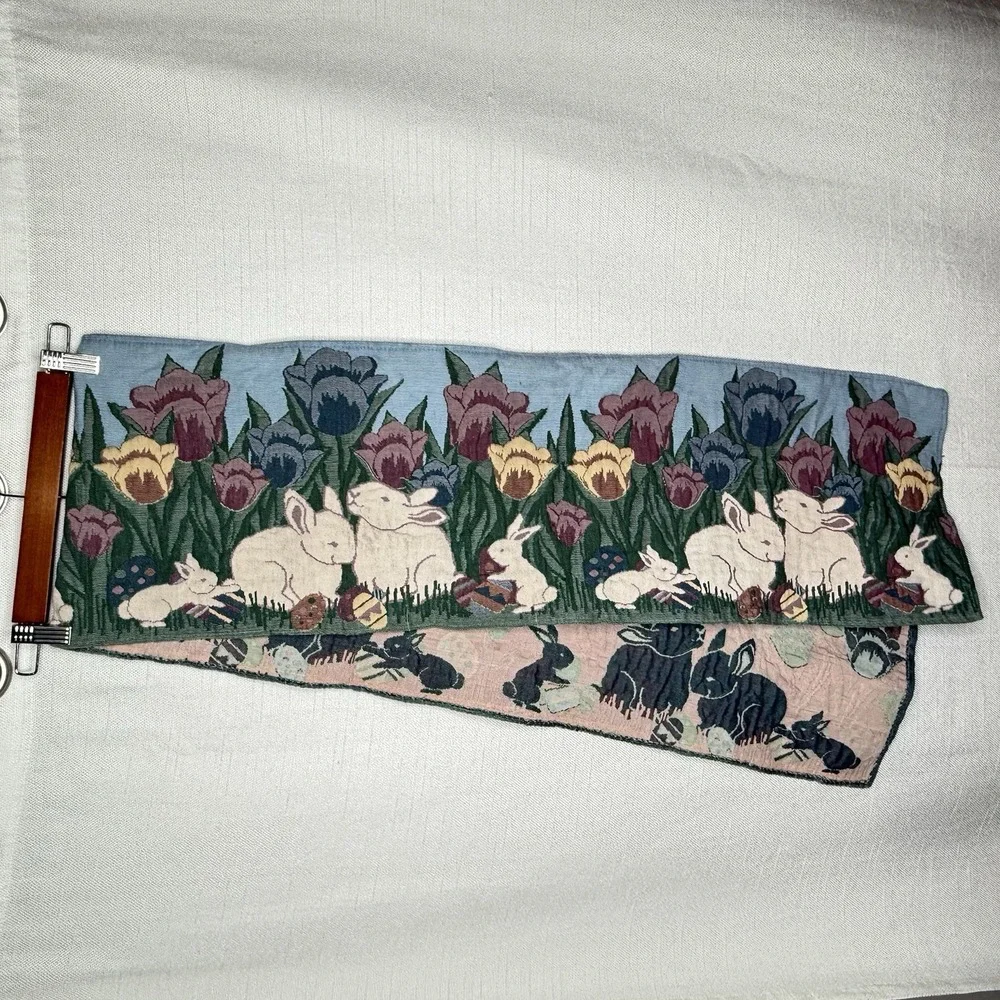 Vintage Spring Easter Bunny Floral Woven Holiday Table Runner Tapestry 72